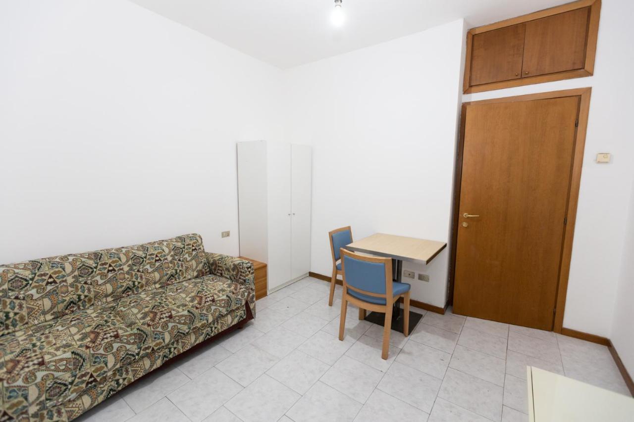 Dream House Chinatown Apartment Milano Exterior foto